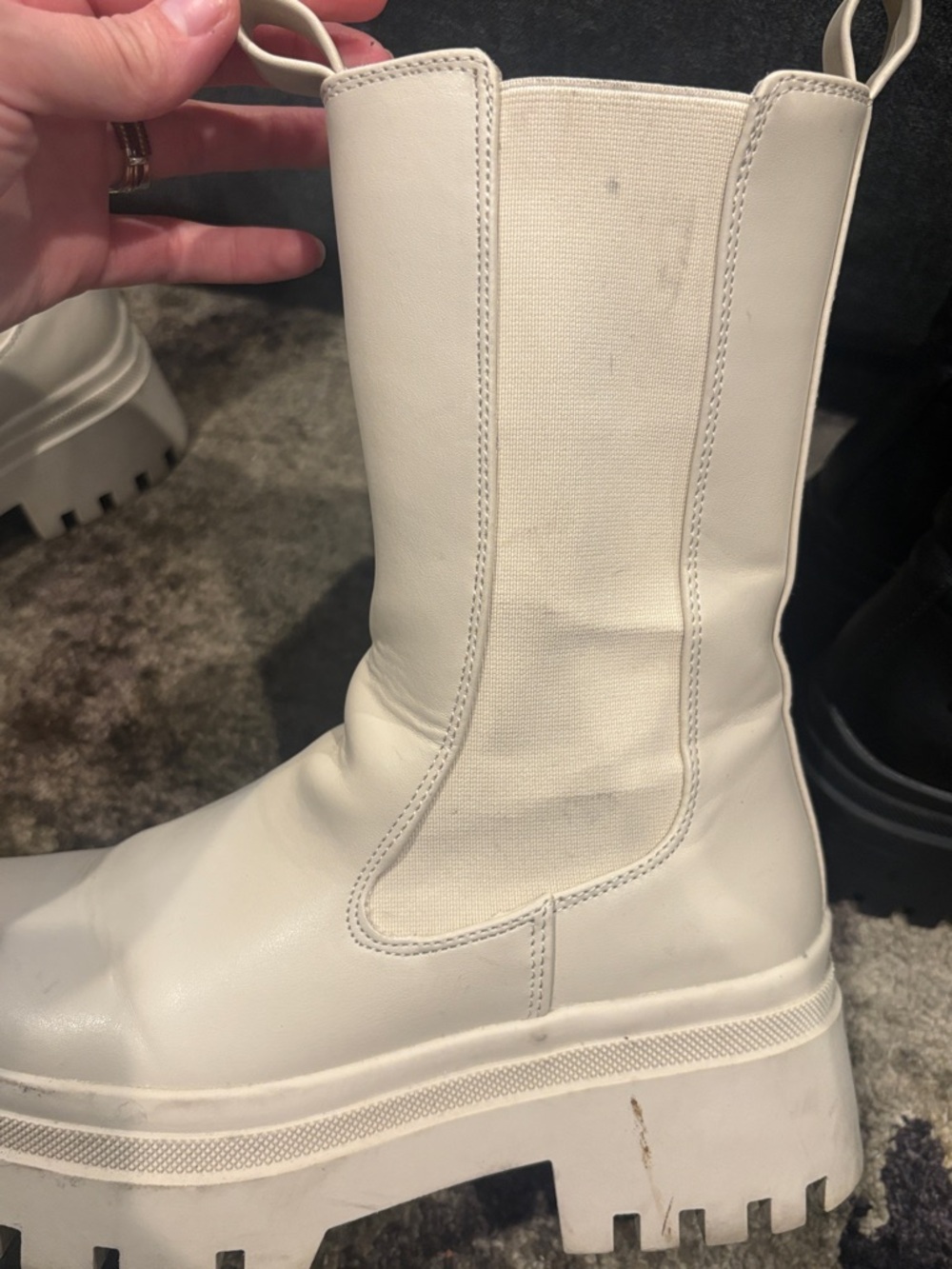 Primark Platform Chelsea Lug-Sole Boot in Cream size 6 used - Picture 12 of 13